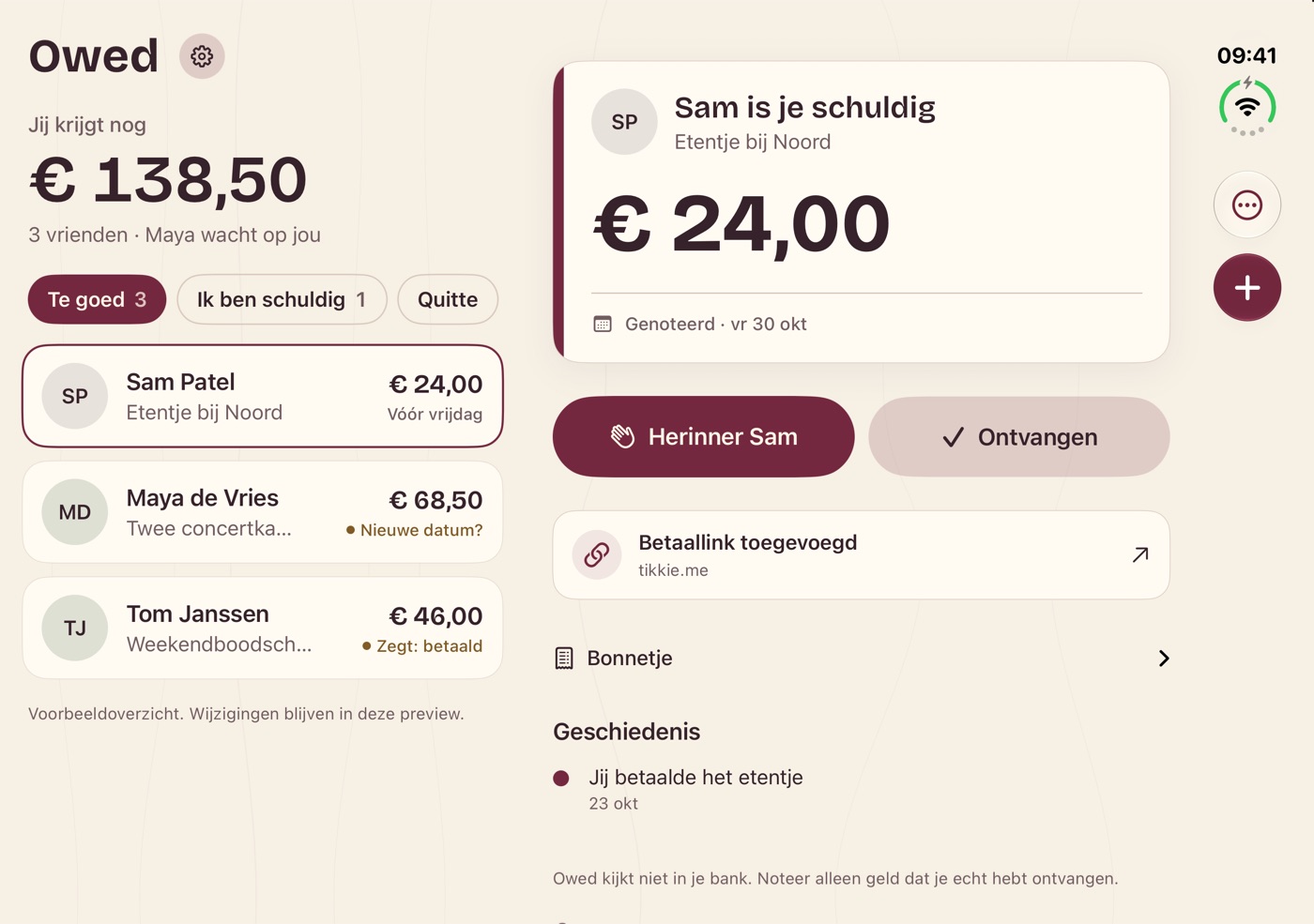 Owed op de opengevouwen iPhone Duo, met het overzicht naast de details van Sam